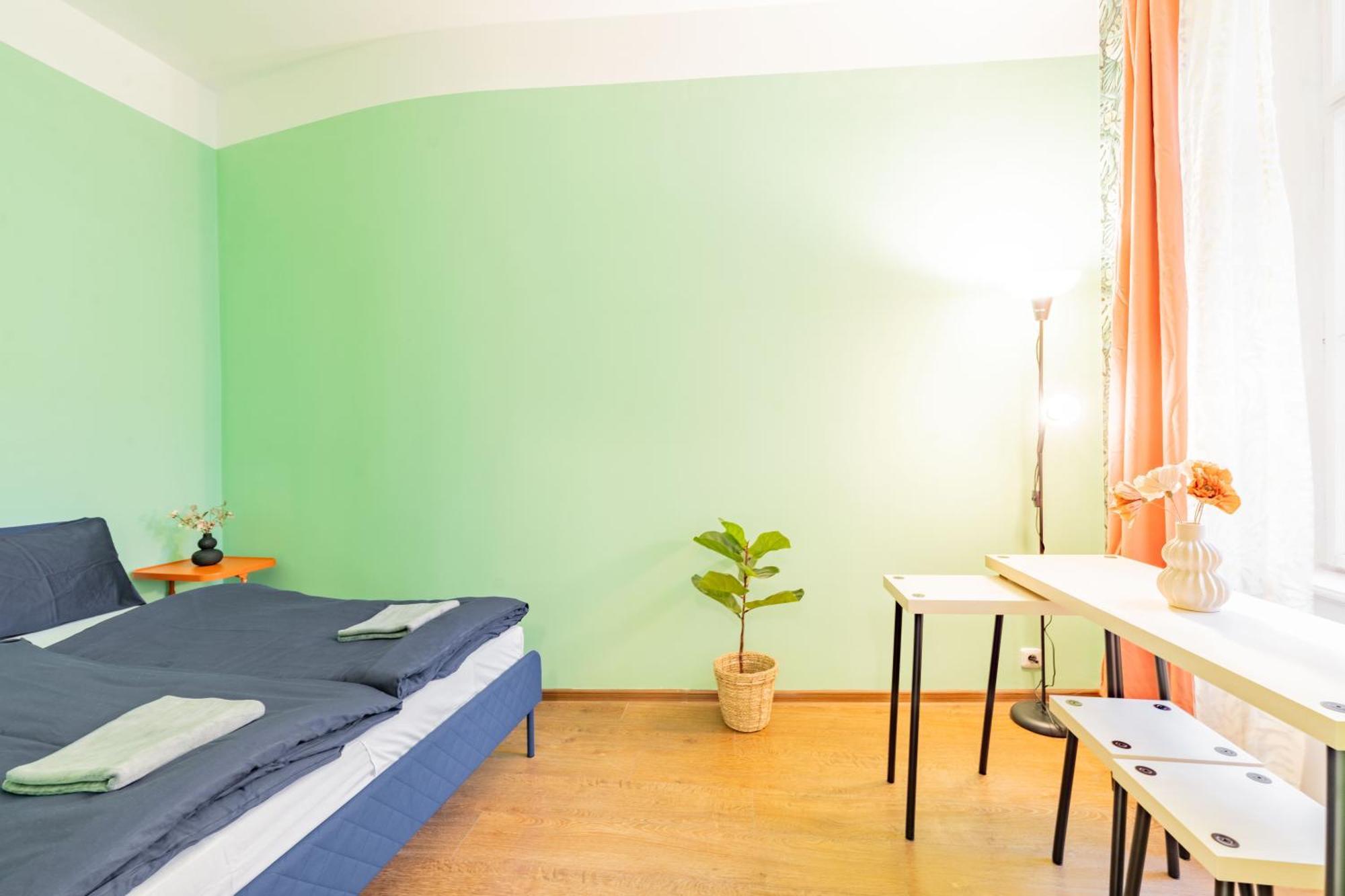 Stellar Female Hostel Prag Exteriör bild
