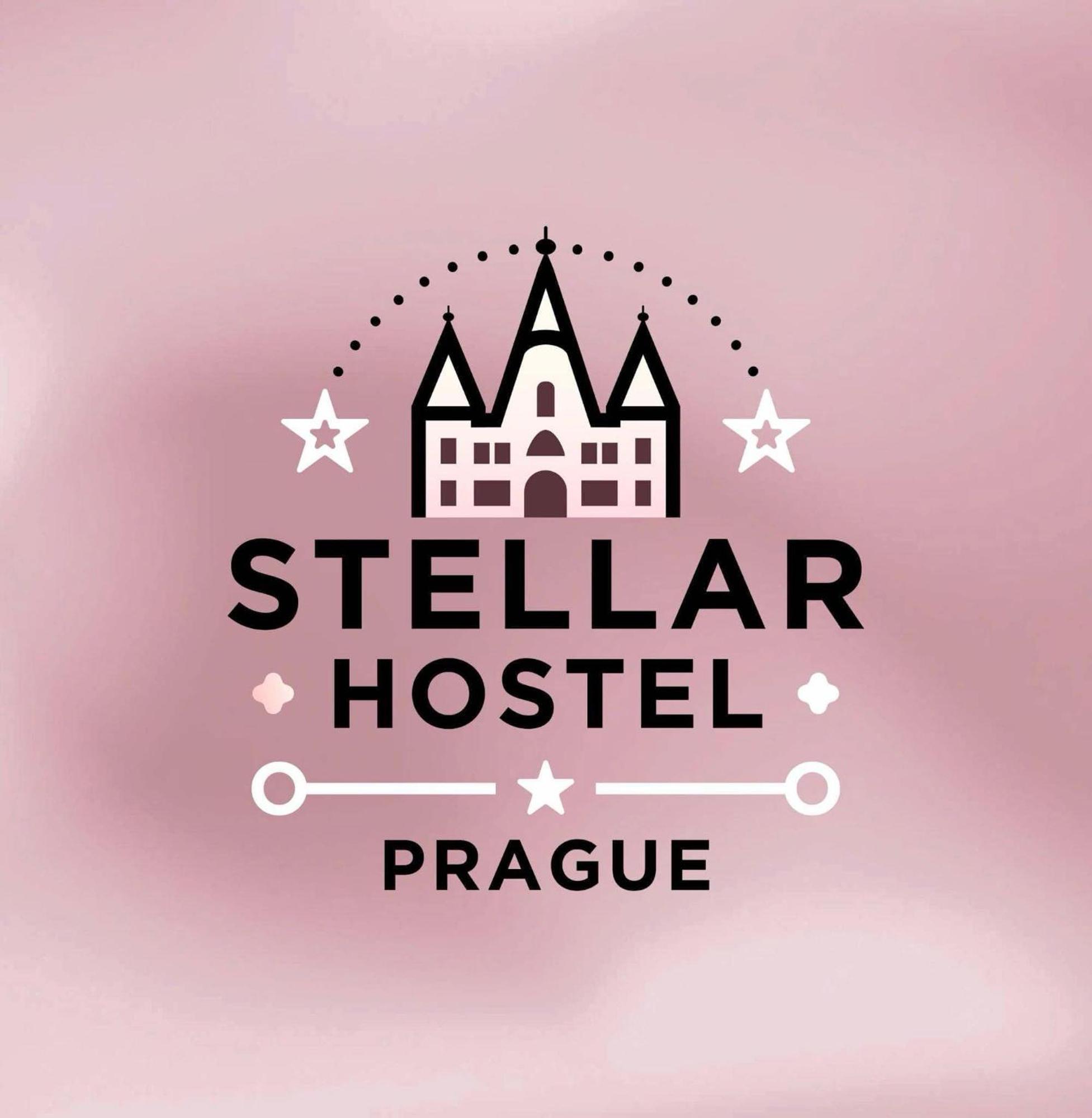 Stellar Female Hostel Prag Exteriör bild
