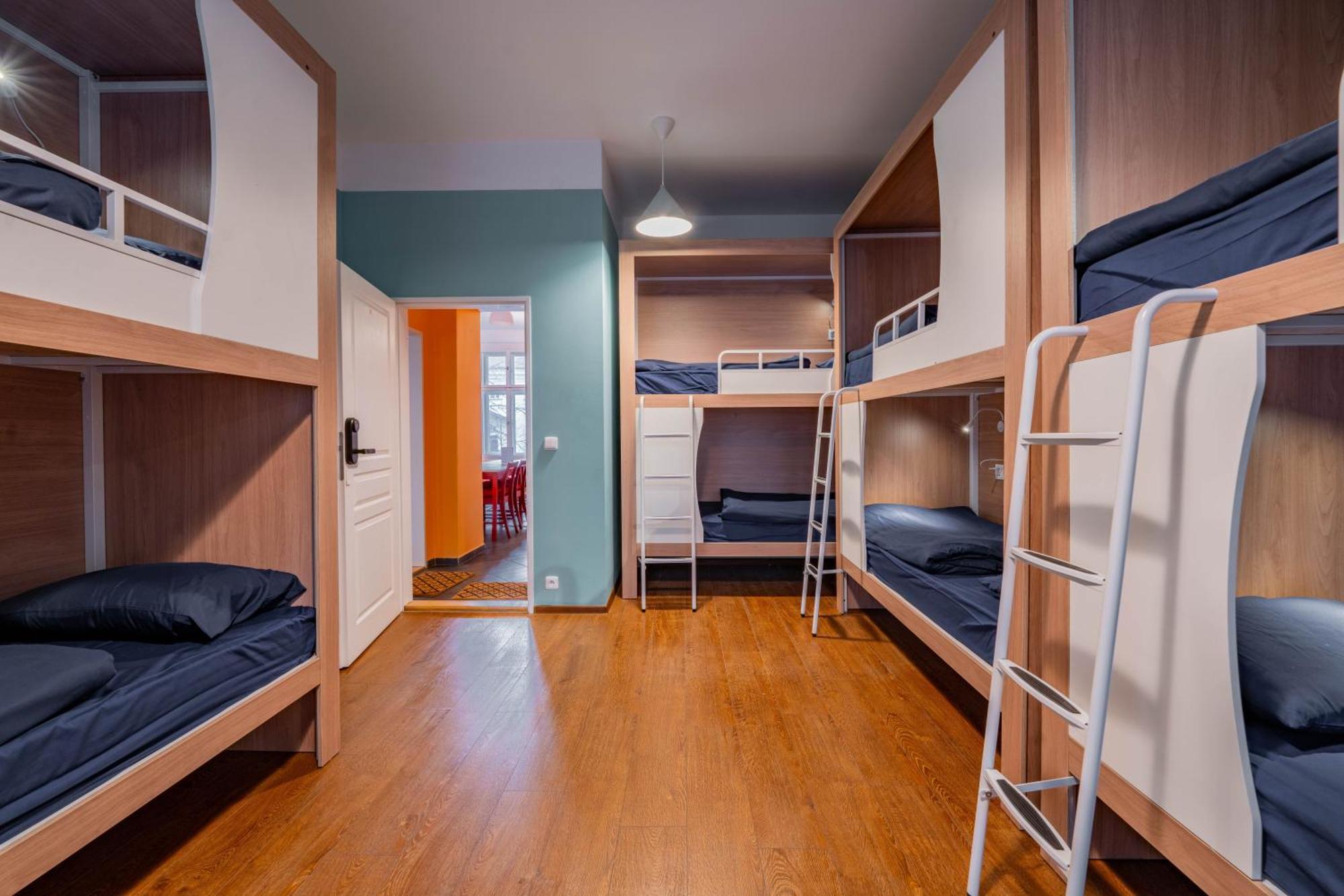 Stellar Female Hostel Prag Exteriör bild